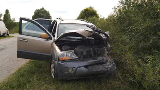 Нарушил дистанцию - сломал ногу: в Рязанской области столкнулись УАЗ и Kia Sorento