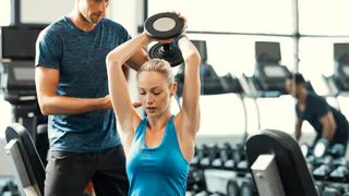 С личным тренером: в Татарстане разрешили заниматься в фитнес-клубах