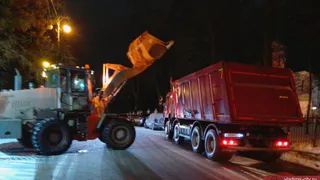 Владимирские коммунальные службы продолжают активную зимнюю уборку города