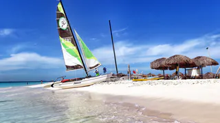 С первого взгляда влюбилась в это райское место: на майских полечу на этот элитный курорт - там любят русских и пускают без визы