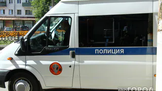 В Рязани пенсионерка выцарапала  "хам" на 15 автомобилях