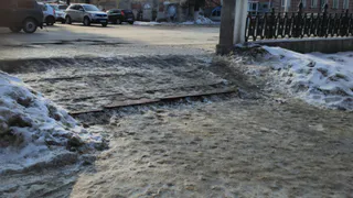 "Зато отчитались": рязанцы недовольны тем, как власти борются с гололедом