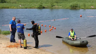 Спасатели будут дежурить и не на официальных пляжах города