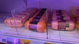 Можно смело брать – там чистейшее мясо: Росконтроль раскрыл марки колбасы, которые прошли проверку