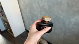 "Бабкины духи", которые ценят только ушлые модницы - их не променяют даже на Шанель