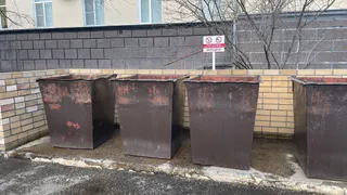 Почему нельзя парковать машины у контейнерных площадок: важное обращение коммунальных служб Магнитогорска