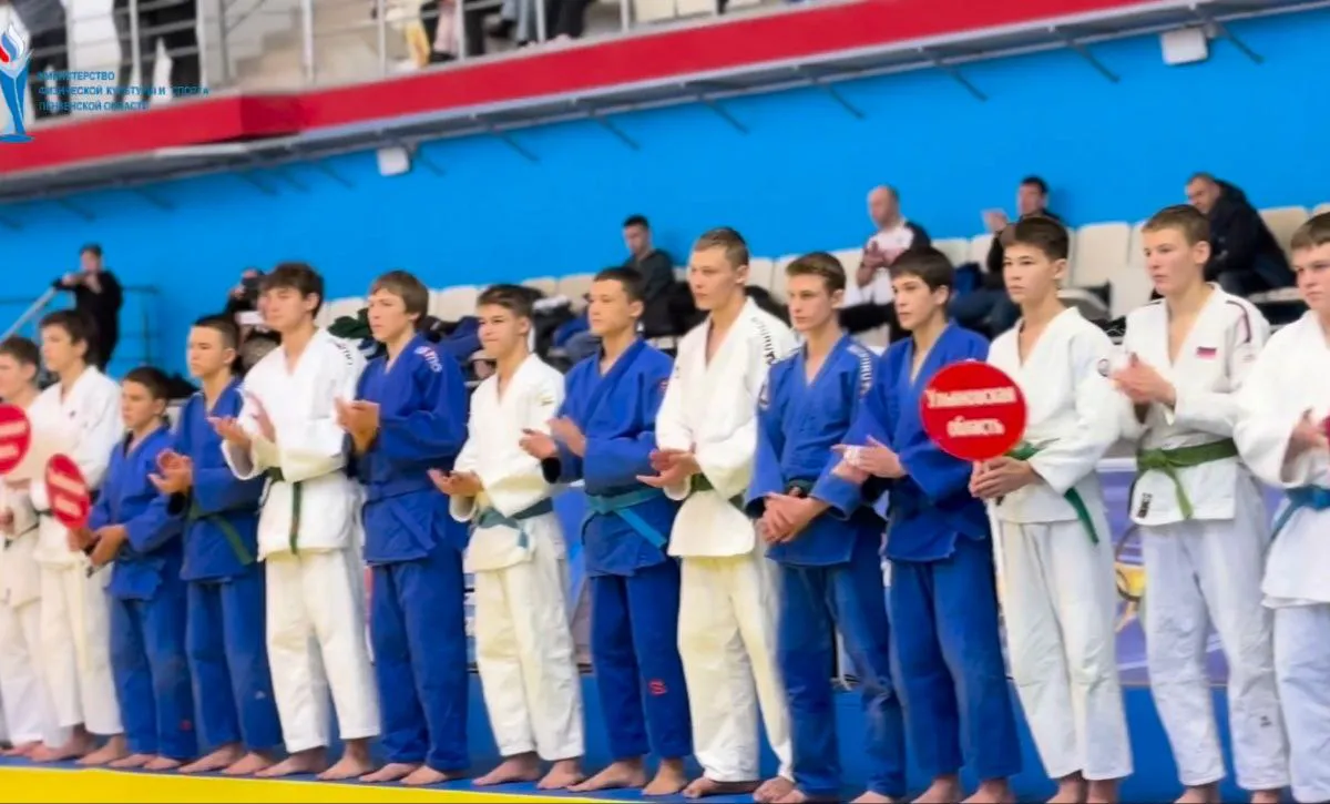 160 спортсменов из 16 регионов: Пенза стала спортивной ареной для соревнований по дзюдо в честь Дня госбезопасности