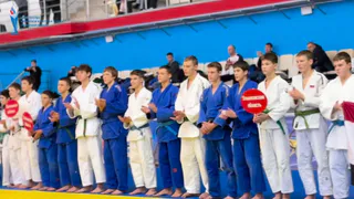 160 спортсменов из 16 регионов: Пенза стала спортивной ареной для соревнований по дзюдо в честь Дня госбезопасности