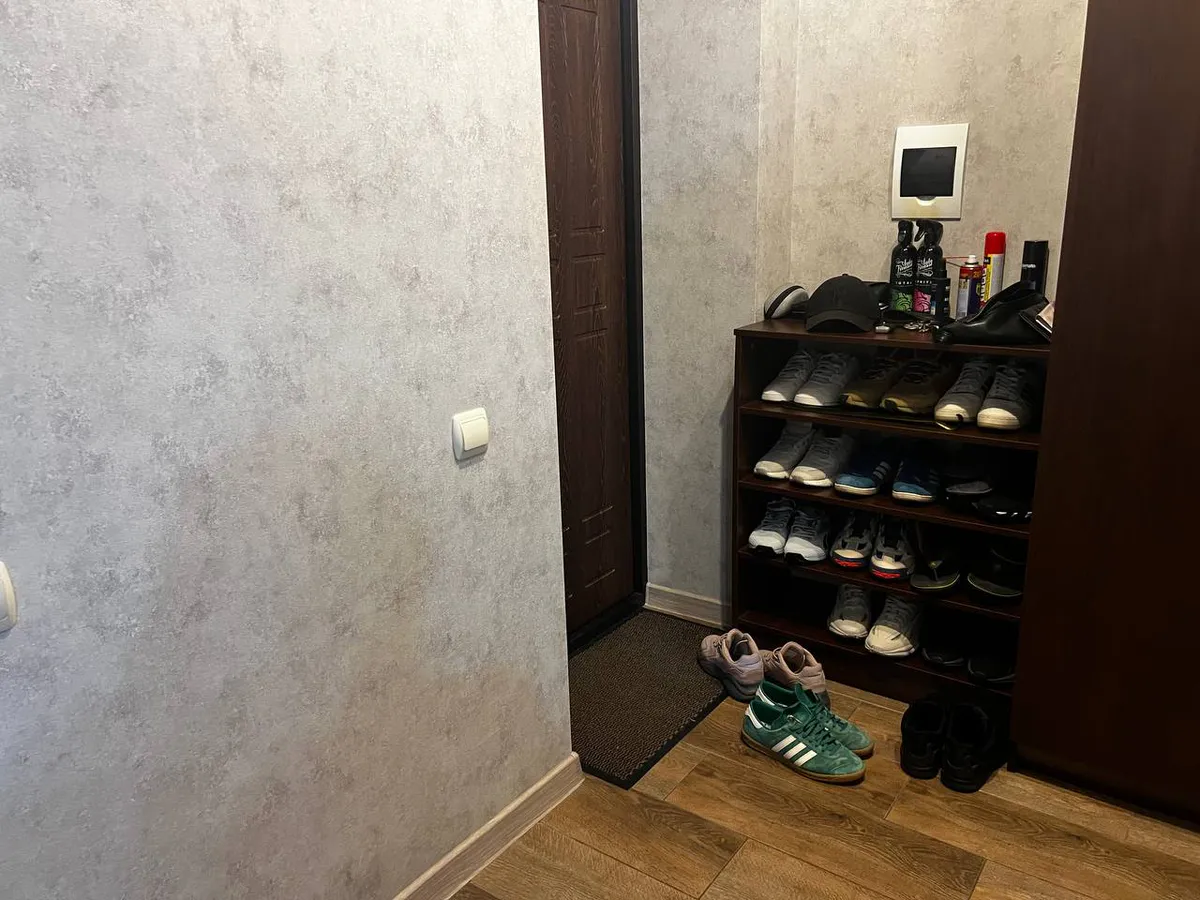 Весной сыплем в обувь это – о влажности забудете: неприятный запах мигом исчезнет