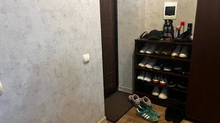 Несет в дом крупные беды: никогда не храните это в прихожей - отпугнете навсегда удачу