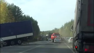 Под Шацком произошла авария с двумя большегрузами