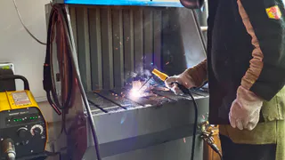 Почти все выпускники колледжей устраиваются на работу по профилю