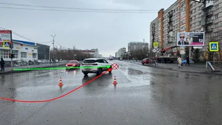 В Коми иномарка, поворачивая налево, сбила пешехода