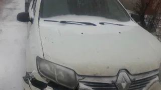 Сбежал с места ДТП: во дворе на улице Новой грузовик разнес легковушку