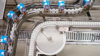 На рязанский комбинат "АМКА" прибыл вооруженный ОМОН: силовики проводят выемку документов