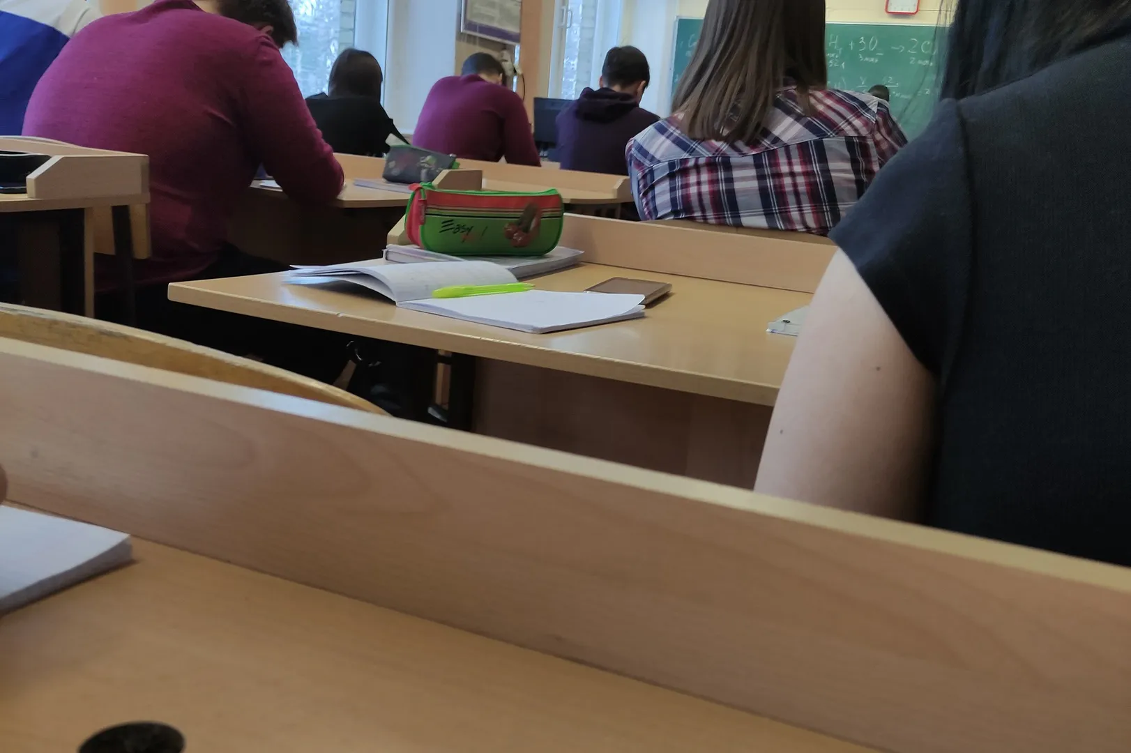 Весенние каникулы в школах передвинули из-за ситуации в стране — опубликовали новые даты