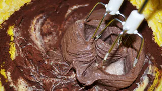 Смешиваю печенье с молоком и в духовку: через 15 мин получаю шоколадный торт - делюсь рецептом