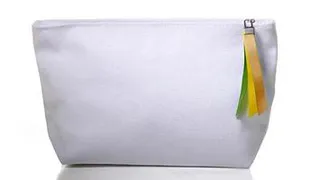 Легко и эффективно чистим светлые сумки или обувь