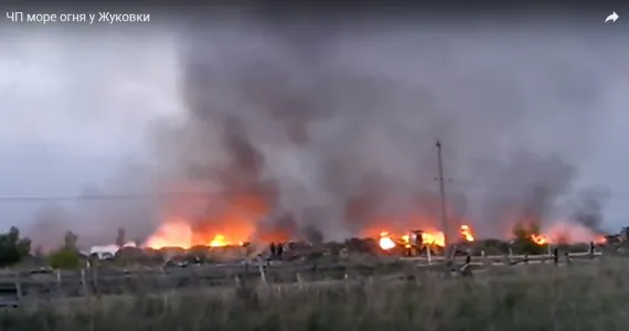 Жуковка охвачена огнем (видео)