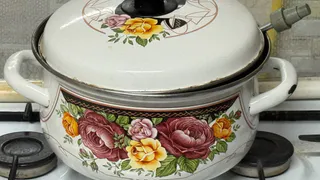 50 мл. средства на 1 литр воды и кастрюля засияет: как очистить пожелтевшую эмаль – хозяйкам на заметку