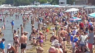 Погода на неделе: хочешь жару, а хочешь молнии и ливни