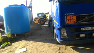 Дальнобойщик из Рязани попал в ловушку в Калужской области - машину не выпускают с карьера