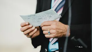 Александровский депутат лишился полномочий из-за утраты доверия