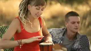 Приметы и запреты на 12 июля: вечер нужно провести на улице за весельем