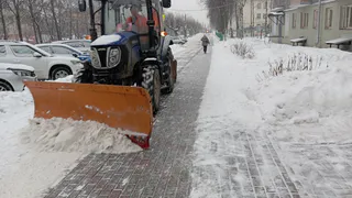 Нижнекамск готовится к зиме: техника на старте, реагенты в запасе