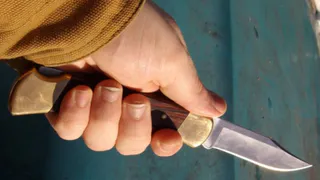 Зарезал мать своего ребенка