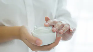 Эти методы творят чудеса с кожей лица у женщин старше 45 лет - образ как в 18