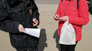 Самоизоляция еще не закончилась: какие документы нужно носить с собой, если покидаете дом