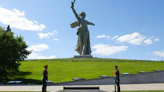 Волгоград временно возвращает историческое название Сталинград к Дню Победы