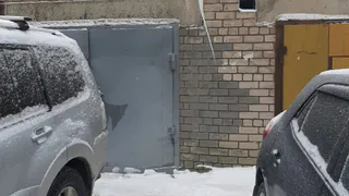 Как в 90-е: ворвались в дом, увезли в гараж, избили, потребовали много денег