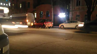 В Рязани внедорожник протаранил несколько автомобилей, рассказ очевидца