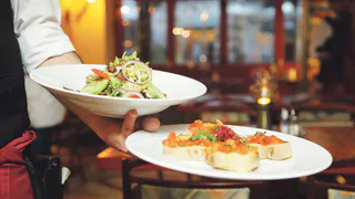 Проведите банкет в самом центре Рязани по доступной цене