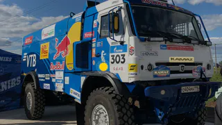 «Дакар‑2026» без «КАМАЗ‑мастера»: команда вновь пропустила ралли из‑за запрета на российский флаг
