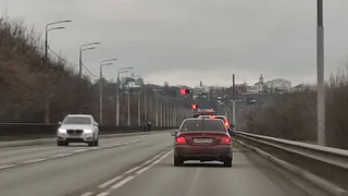 На Клязьменском мосту перекыли пешеходное движение