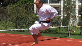 Рязанский тренер по карате: "Сдать экзамен на черный пояс можно только у мастера из Японии"