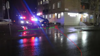 В Коми при повороте водитель ВАЗа наехал на идущую по тротуару женщину