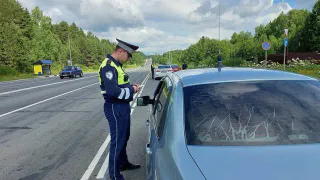 Какие 3 документа ГАИ не имеет права требовать для предъявления у водителей, и как законно отказать инспектору — ответ юриста с опытом