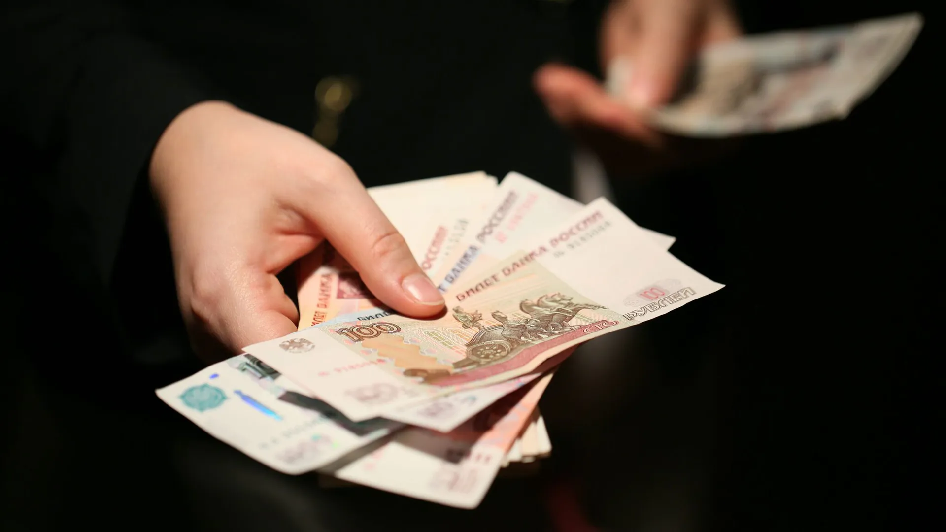 Депутаты Госсовета Татарстана передадут часть зарплаты на снаряжение мобилизованных