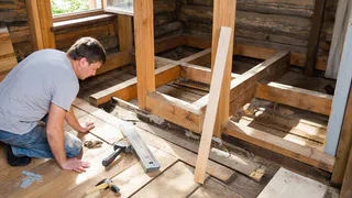 Минвата и пенопласт отдыхают: старинный способ теплоизоляции, который работает до сих пор