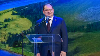 Глава Коми поздравил с Днем Республики и поставил задачу вернуть статус региона-лидера