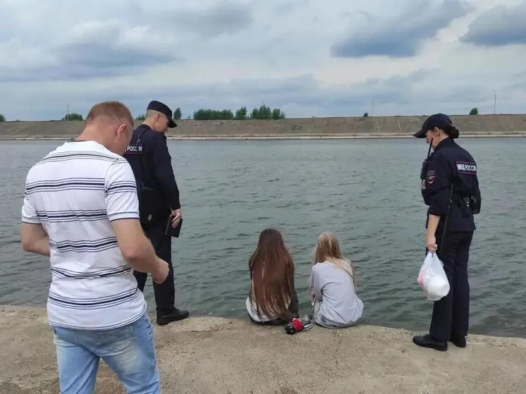 Спасатели предотвратили выход подростков к реке в запретной зоне в Чувашии