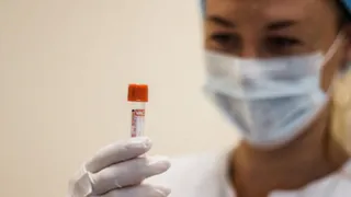 Перевели в реанимацию: десять пациентов больницы Семашко с COVID-19 в тяжелом состоянии