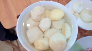 Мужчина убил бывшую жену за замечание о неочищенной картошке