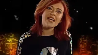 Эта песня из 1990-х продолжает разрывать все осенние тусовки в 2024 году: сейчас включают повсюду