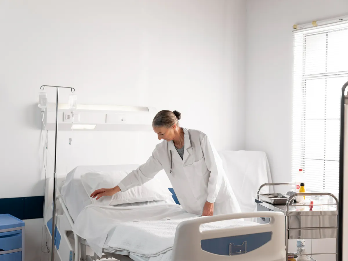 Губернатор Пензенской области поблагодарил врачей за самоотверженный труд