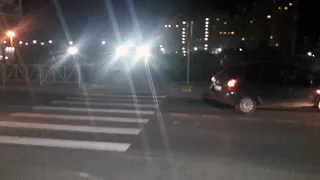 На улице Крупской под колеса автомобиля попала 17-летняя девушка